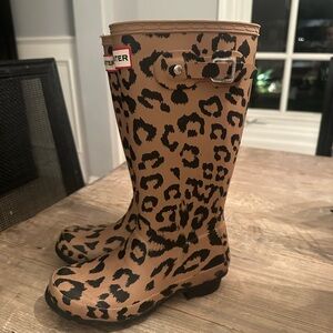 Hunter Tan and Black Leopard Boots